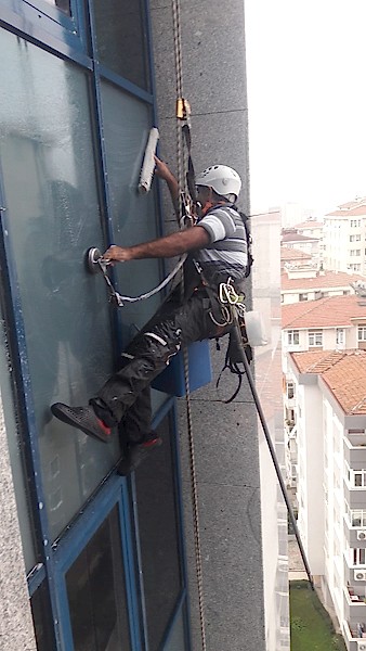 endüstriyel dağcılık, metropol dağcıları, yüksek işler, rope access, iple erişim, Endüstriyel Dağcılık firmaları, Endüstriyel DAĞCILIK, Atek iple Erişim, İple erişim firmaları, İple erişim teknisyeni, İple erişim istanbul, dış cephe cam temizliği, dış cephe temizliği, cam yüzey temizliği, İple Erişim Hizmetleri, endüstriyel temizlik, camcı dağcı, endüstriyel iple erişim