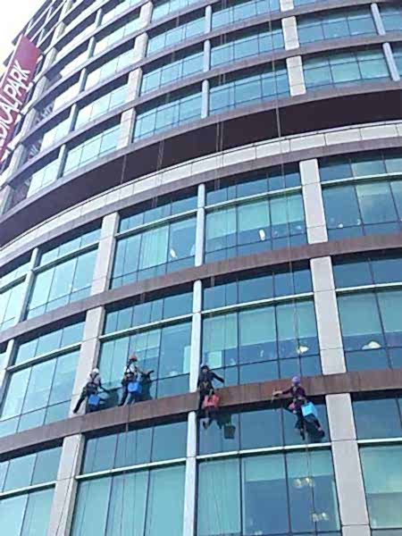 iple erişim, rope access, endüstriyel dağcılık, dış cephe temizlik, cam cephe temizlik, yüksek işler, metropol dağcıları