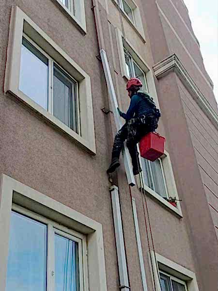 iple erişim, rope access, endüstriyel dağcılık, dış cephe temizlik, cam cephe temizlik, yüksek işler, metropol dağcıları